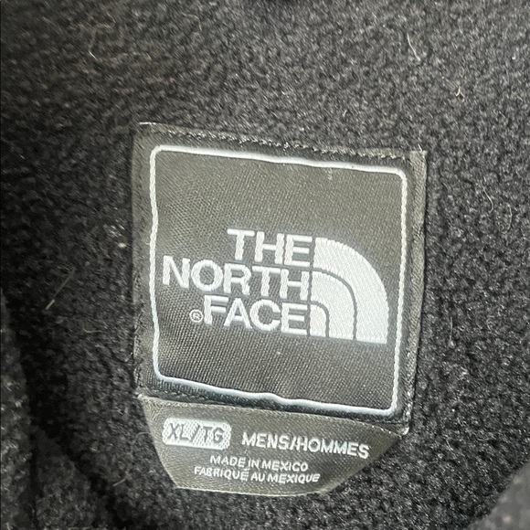 The North Face Men's Black Fleece Zip Up Jacket - Picture 3 of 4